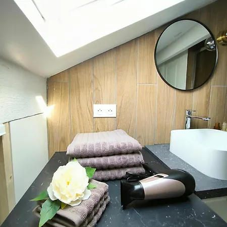 Boheme Next To Paris Stade De France * Le Blanc-Mesnil